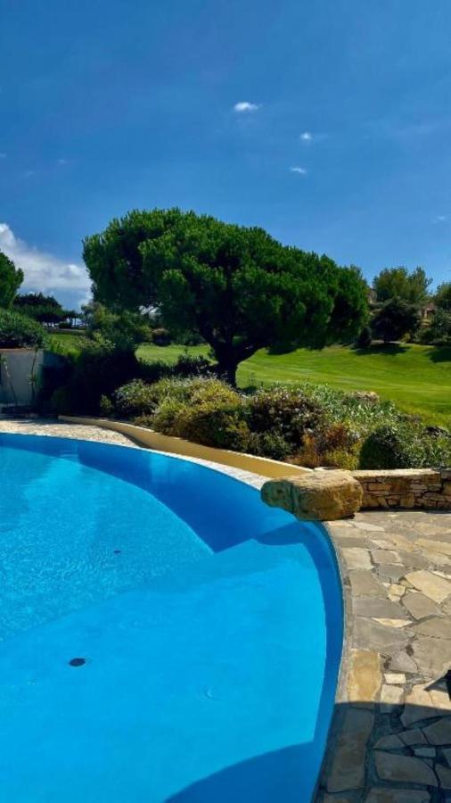 Villa Dans Cadre D'Exception - Golf, Piscine Et Tennis Prive 생시르쉬르메르 외부 사진